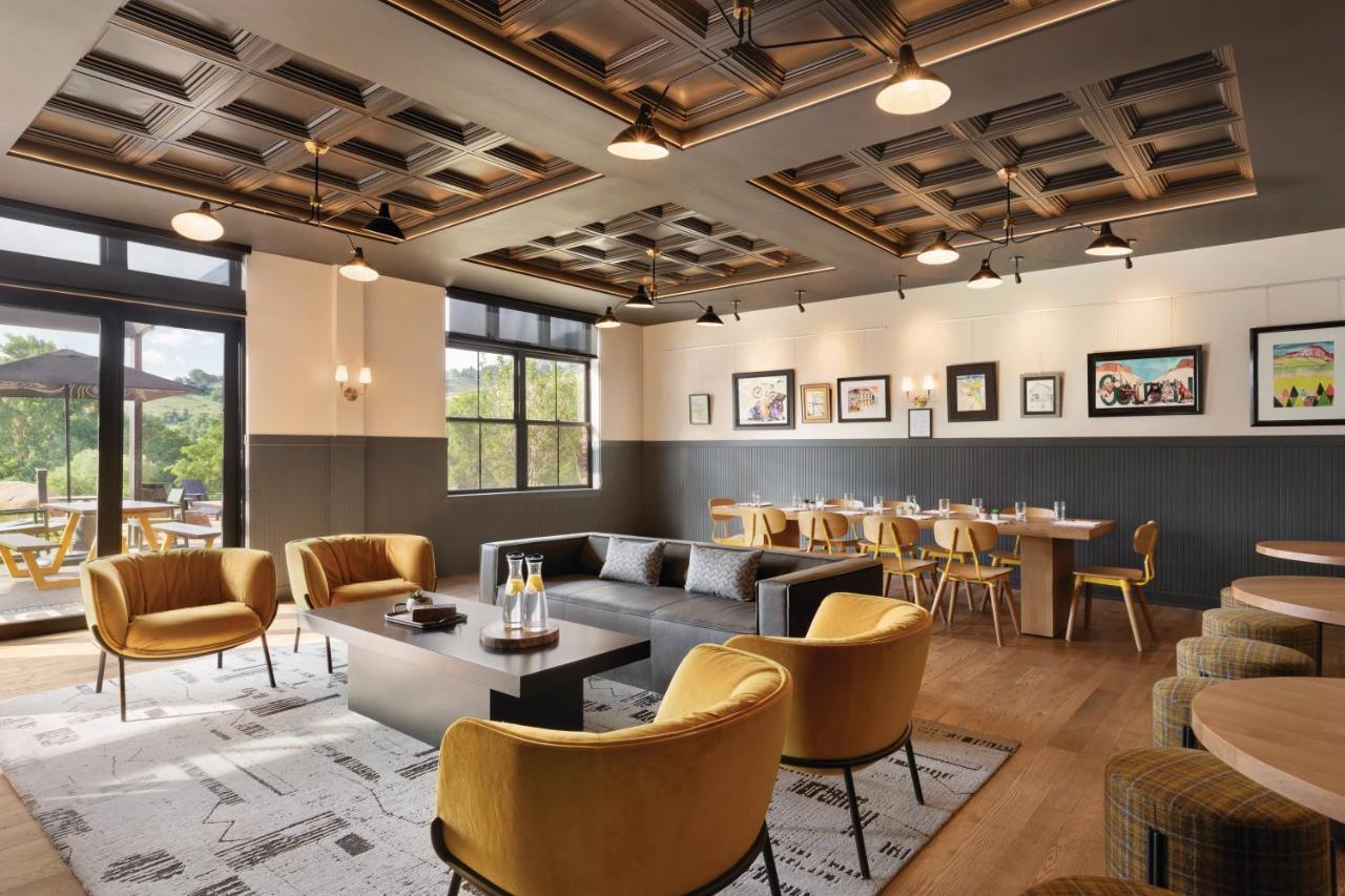 The Eddy Taproom & Hotel Golden Exteriér fotografie
